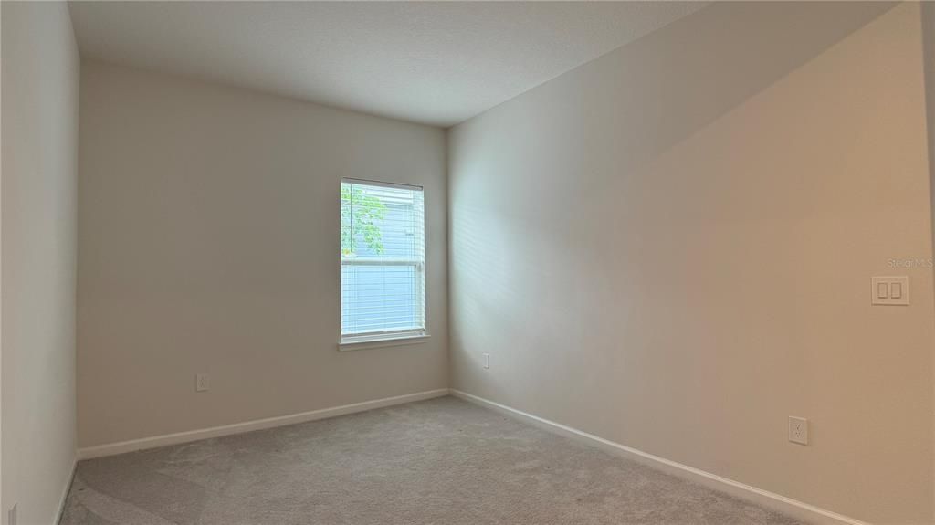 For Rent: $2,200 (4 beds, 2 baths, 2417 Square Feet)