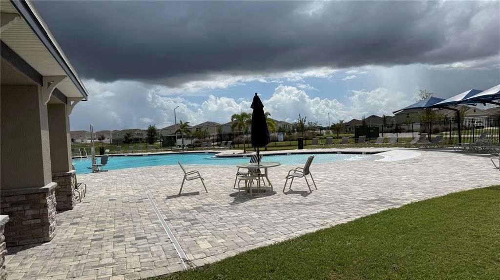 For Rent: $2,200 (4 beds, 2 baths, 2417 Square Feet)