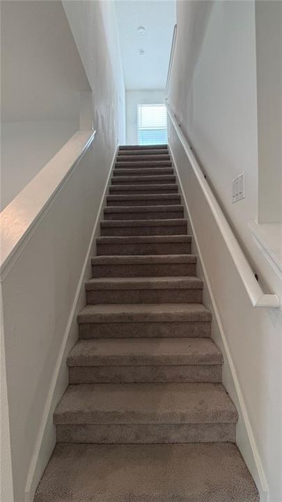 For Rent: $2,200 (4 beds, 2 baths, 2417 Square Feet)