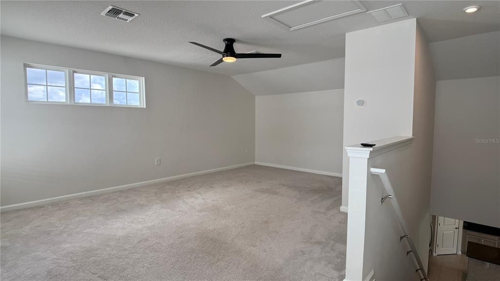 For Rent: $2,200 (4 beds, 2 baths, 2417 Square Feet)