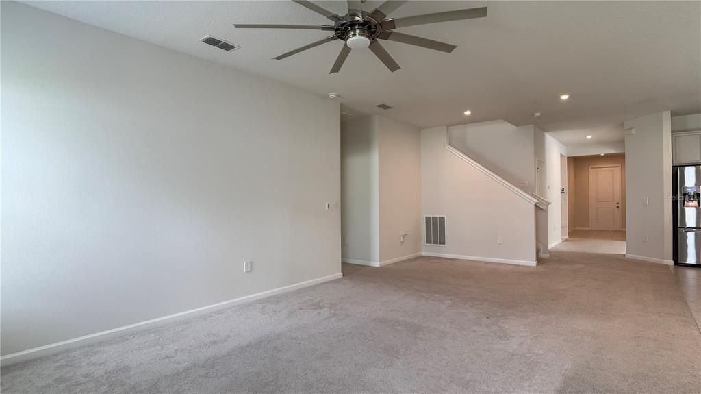 For Rent: $2,200 (4 beds, 2 baths, 2417 Square Feet)