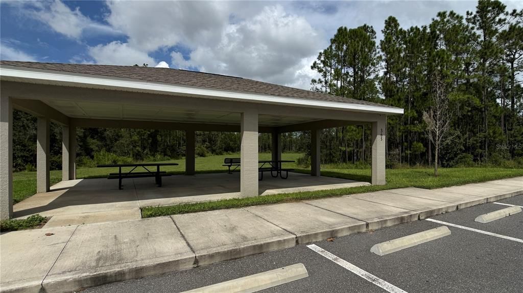 For Rent: $2,200 (4 beds, 2 baths, 2417 Square Feet)