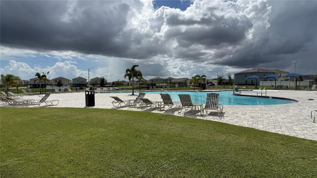 For Rent: $2,200 (4 beds, 2 baths, 2417 Square Feet)