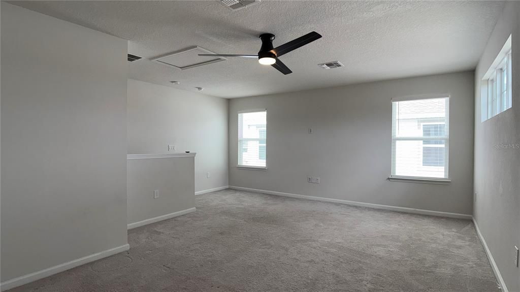 For Rent: $2,200 (4 beds, 2 baths, 2417 Square Feet)