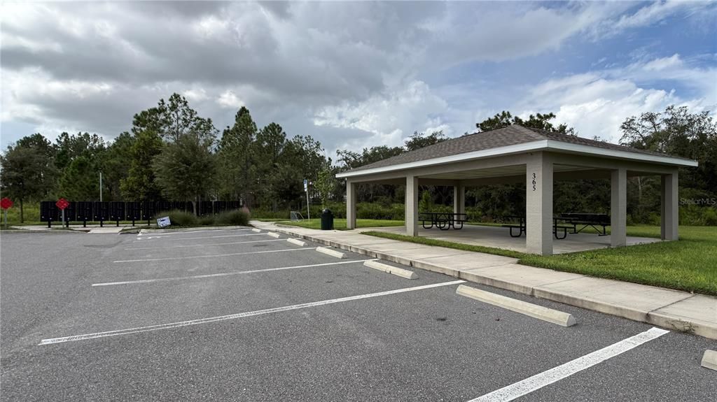 For Rent: $2,200 (4 beds, 2 baths, 2417 Square Feet)