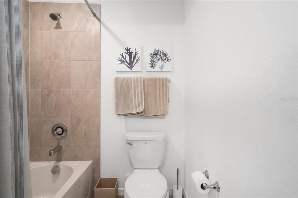 В аренду: $6,500 (5 спален, 3 ванн, 3257 Квадратных фут)