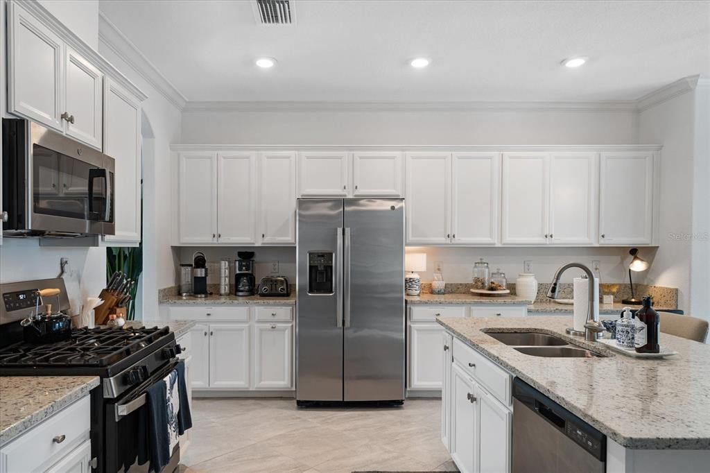 В аренду: $6,500 (5 спален, 3 ванн, 3257 Квадратных фут)