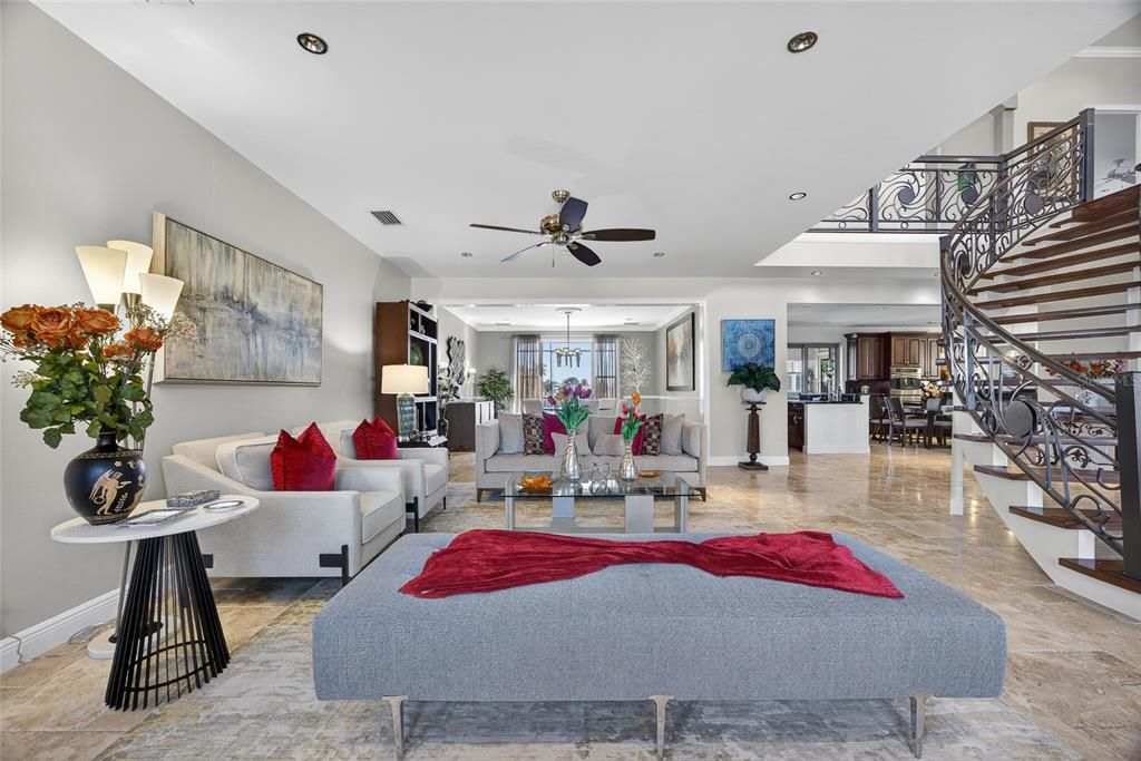 待售: $1,950,000 (4 贝兹, 3 浴室, 5305 平方英尺)