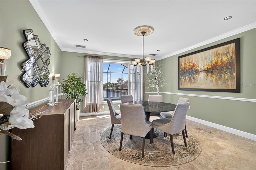 待售: $1,950,000 (4 贝兹, 3 浴室, 5305 平方英尺)