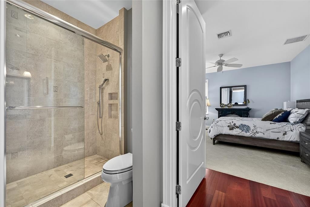 待售: $1,950,000 (4 贝兹, 3 浴室, 5305 平方英尺)