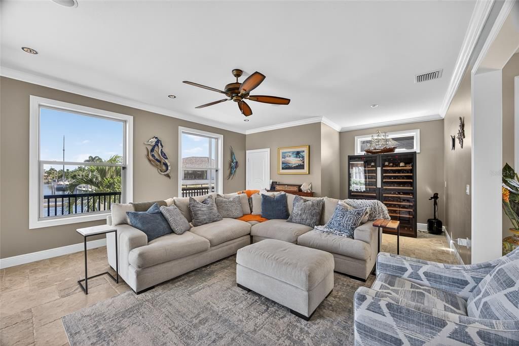 待售: $1,950,000 (4 贝兹, 3 浴室, 5305 平方英尺)