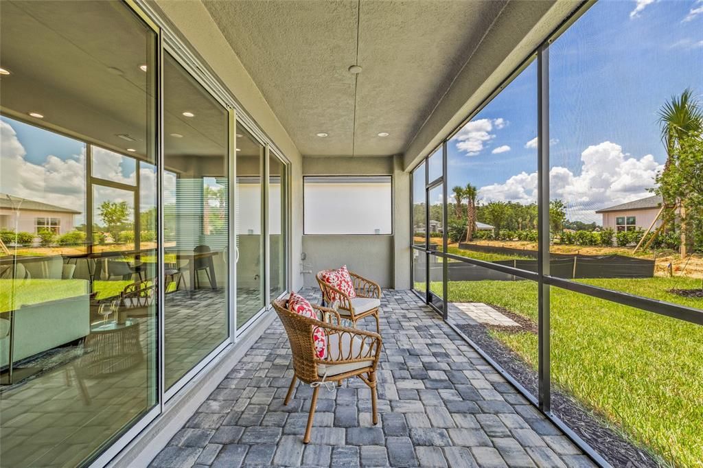 出租: $3,200 (3 贝兹, 3 浴室, 1954 平方英尺)