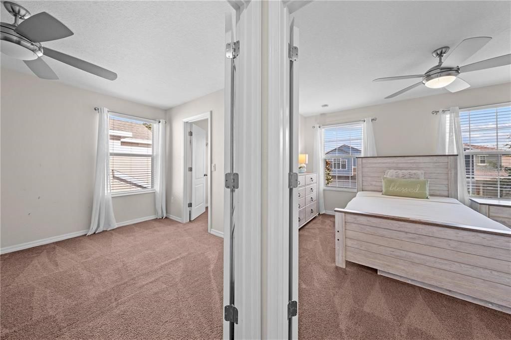 На продажу: $405,000 (3 спален, 2 ванн, 2225 Квадратных фут)