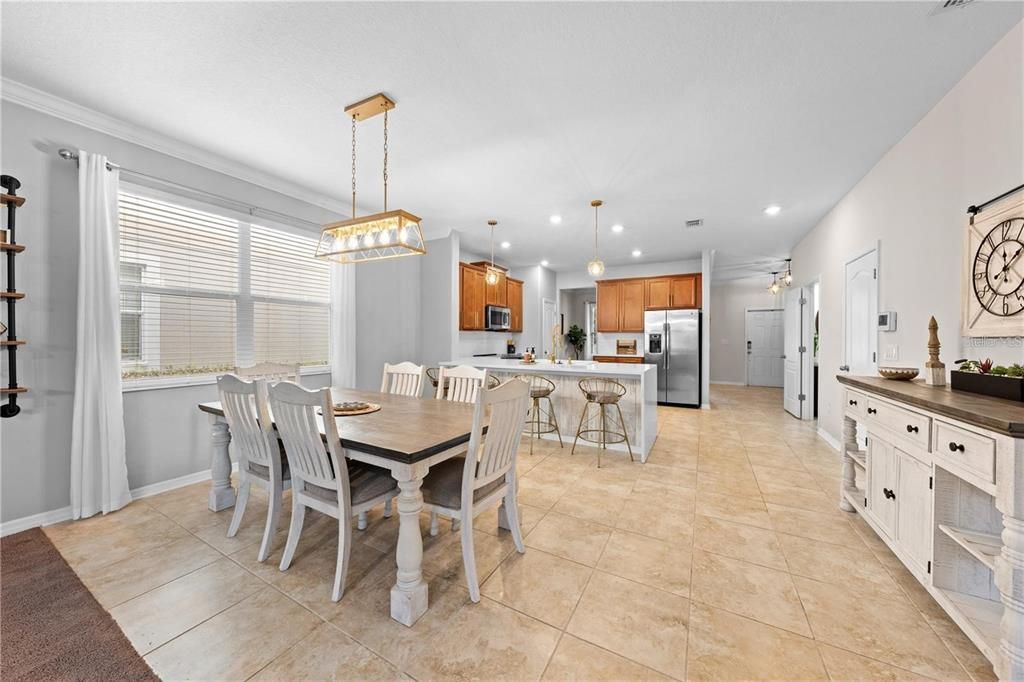 На продажу: $405,000 (3 спален, 2 ванн, 2225 Квадратных фут)