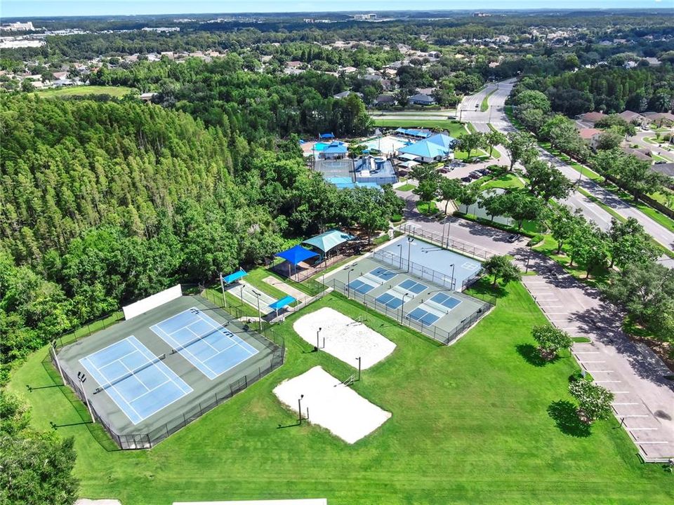 Activo con contrato: $375,000 (3 camas, 2 baños, 1401 Pies cuadrados)