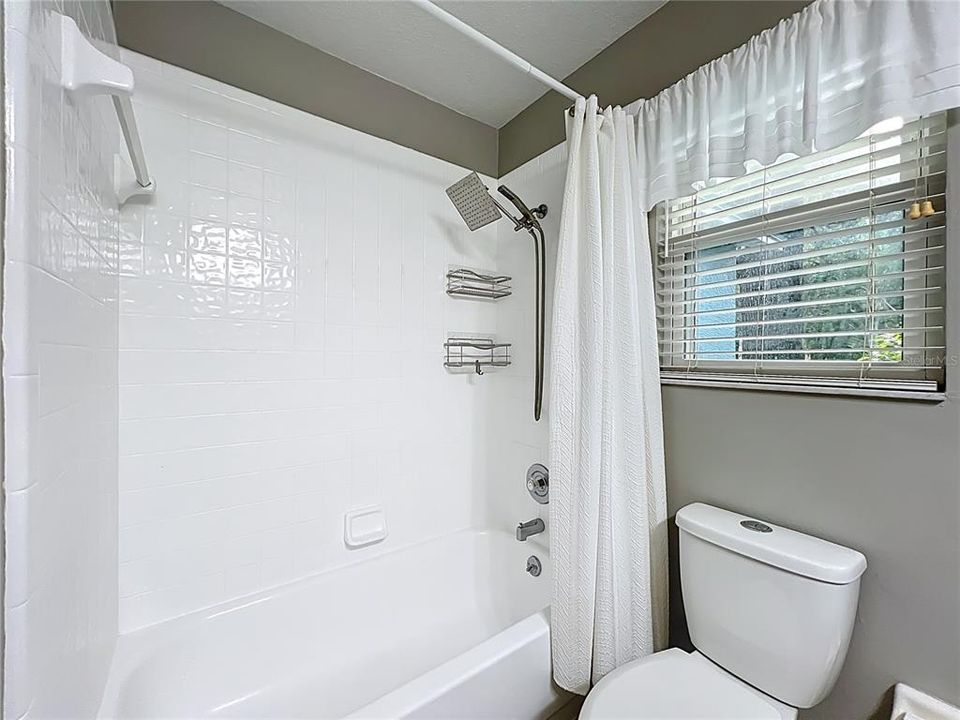 На продажу: $579,900 (4 спален, 2 ванн, 2178 Квадратных фут)