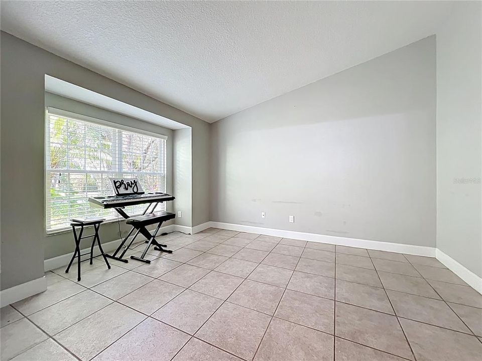 На продажу: $579,900 (4 спален, 2 ванн, 2178 Квадратных фут)