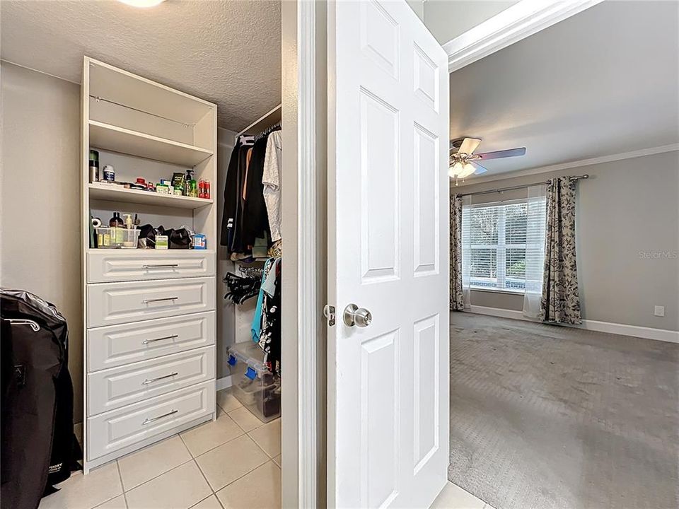 На продажу: $579,900 (4 спален, 2 ванн, 2178 Квадратных фут)