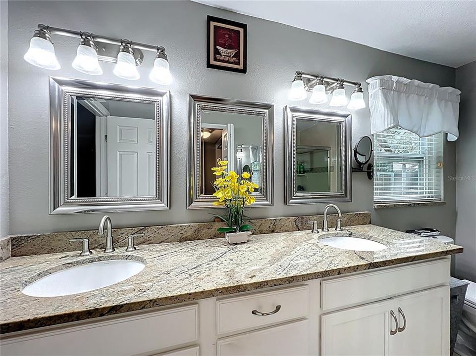 На продажу: $579,900 (4 спален, 2 ванн, 2178 Квадратных фут)