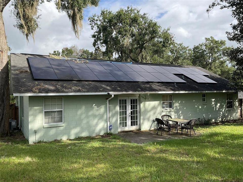 Active With Contract: $180,000 (3 beds, 2 baths, 1325 Square Feet)