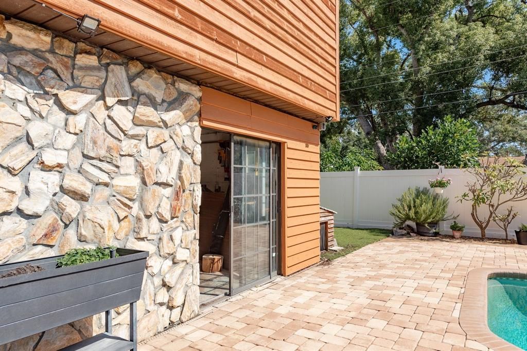 Activo con contrato: $535,000 (4 camas, 3 baños, 2312 Pies cuadrados)