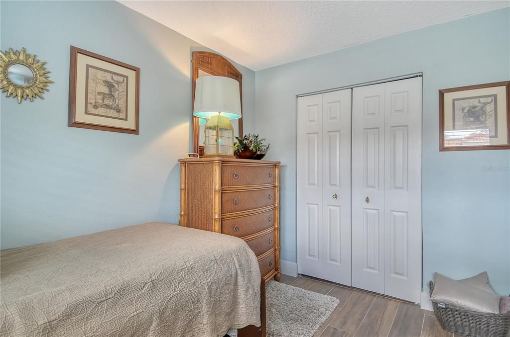 出租: $6,500 (2 贝兹, 2 浴室, 1256 平方英尺)