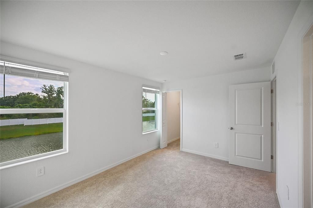 出租: $2,295 (3 贝兹, 2 浴室, 1347 平方英尺)