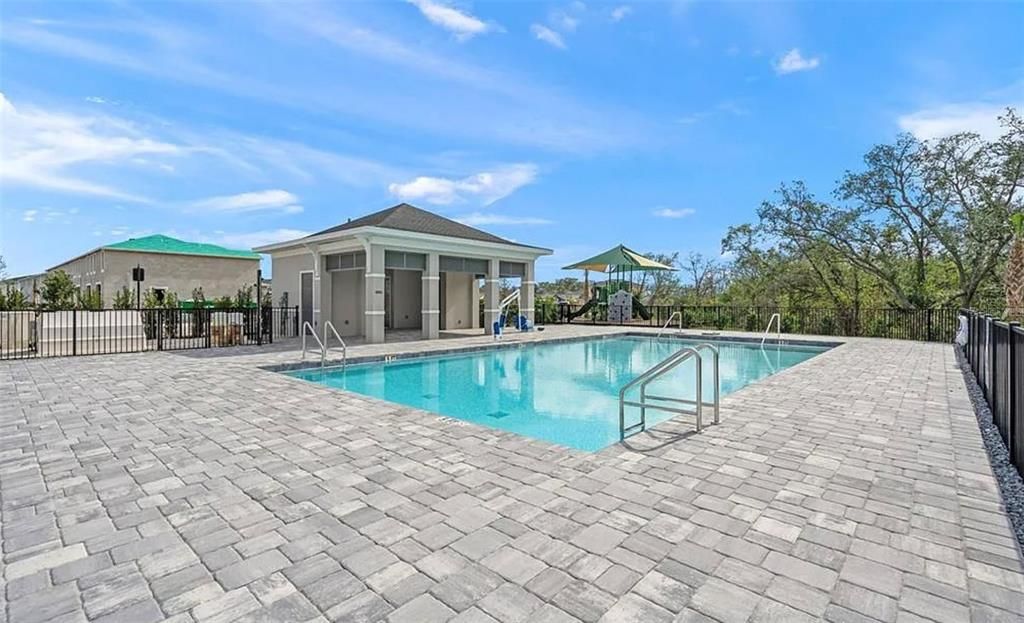 出租: $2,295 (3 贝兹, 2 浴室, 1347 平方英尺)