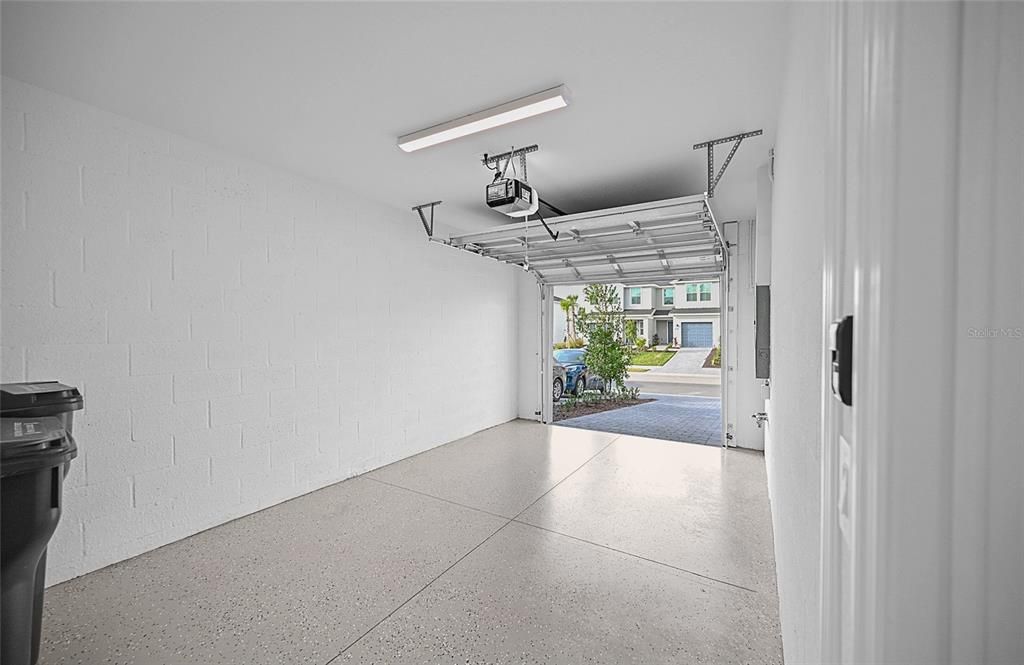 出租: $2,295 (3 贝兹, 2 浴室, 1347 平方英尺)