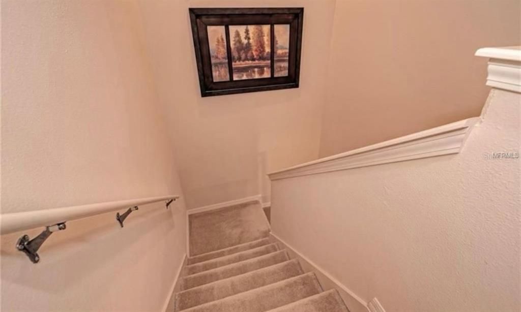 En Renta: $2,500 (4 camas, 2 baños, 2012 Pies cuadrados)