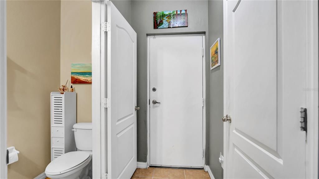 合同活跃: $302,990 (3 贝兹, 2 浴室, 1544 平方英尺)