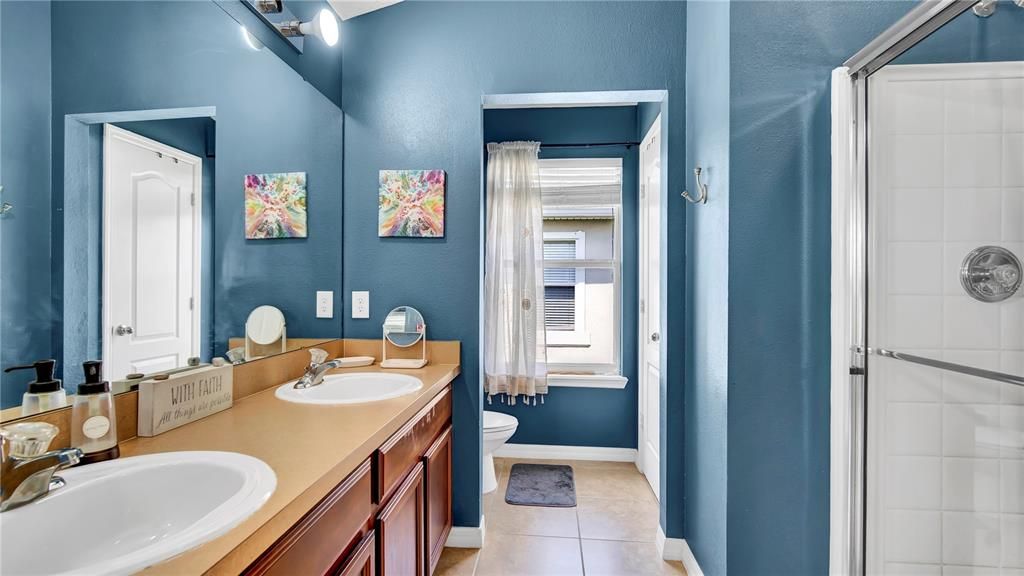 合同活跃: $302,990 (3 贝兹, 2 浴室, 1544 平方英尺)