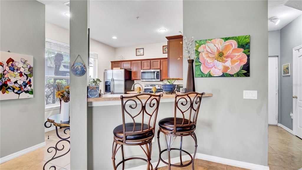 合同活跃: $302,990 (3 贝兹, 2 浴室, 1544 平方英尺)