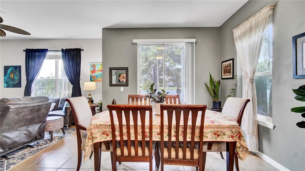 合同活跃: $302,990 (3 贝兹, 2 浴室, 1544 平方英尺)