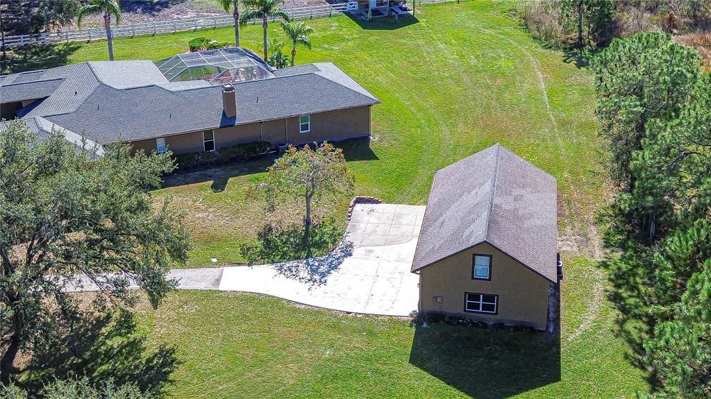 For Sale: $1,100,000 (5 beds, 5 baths, 3980 Square Feet)