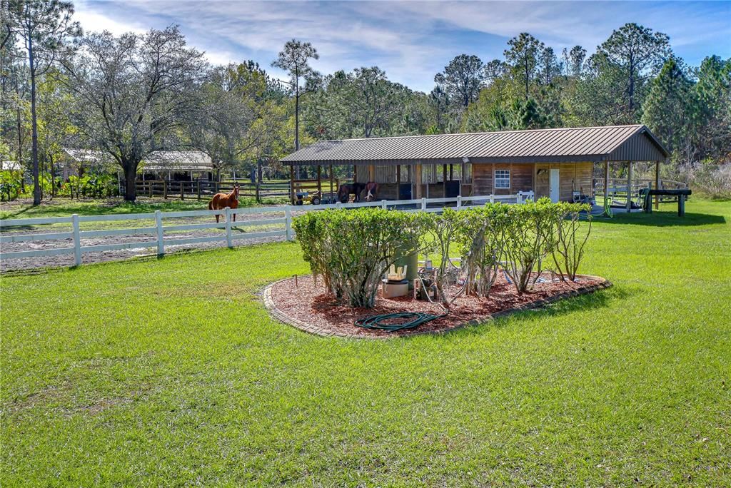 For Sale: $1,100,000 (5 beds, 5 baths, 3980 Square Feet)