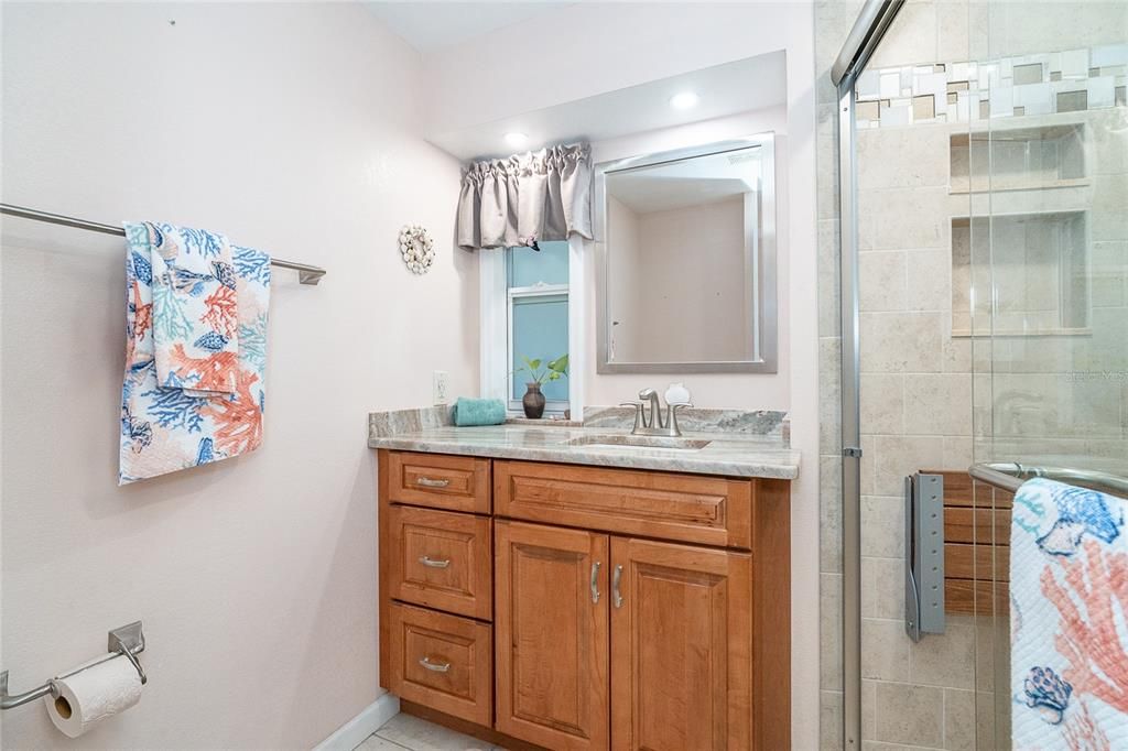 Active With Contract: $184,000 (2 beds, 2 baths, 1448 Square Feet)