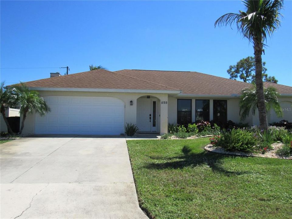 Activo con contrato: $374,900 (3 camas, 2 baños, 1941 Pies cuadrados)