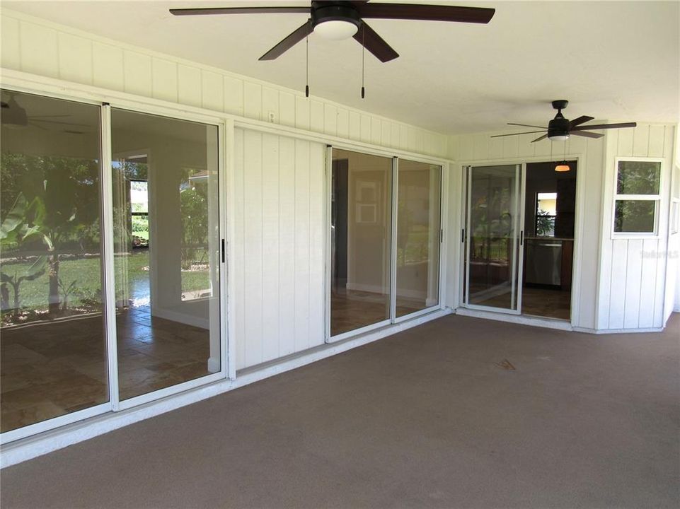 Activo con contrato: $374,900 (3 camas, 2 baños, 1941 Pies cuadrados)