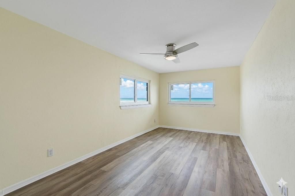 待售: $449,900 (1 贝兹, 1 浴室, 740 平方英尺)