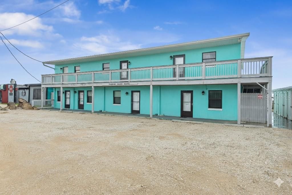 待售: $449,900 (1 贝兹, 1 浴室, 740 平方英尺)