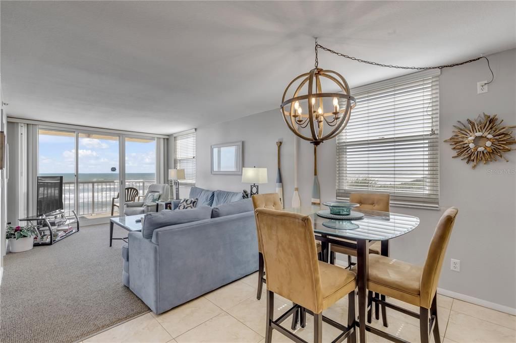 Active With Contract: $599,000 (2 beds, 2 baths, 871 Square Feet)