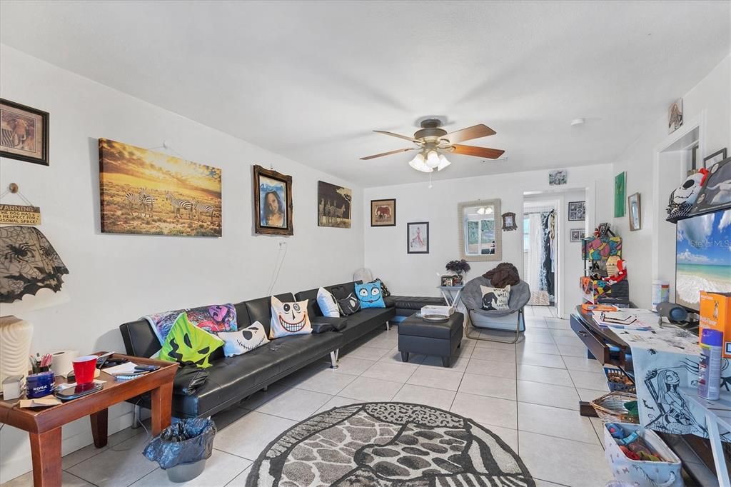 For Sale: $395,000 (3 beds, 0 baths, 1449 Square Feet)