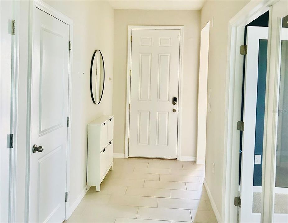 出租: $3,000 (4 贝兹, 3 浴室, 2255 平方英尺)