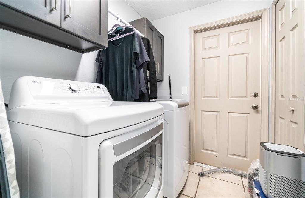 待售: $450,000 (4 贝兹, 2 浴室, 2014 平方英尺)