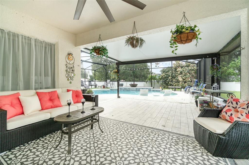 待售: $450,000 (4 贝兹, 2 浴室, 2014 平方英尺)