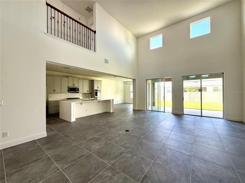 For Sale: $859,000 (5 beds, 3 baths, 3888 Square Feet)