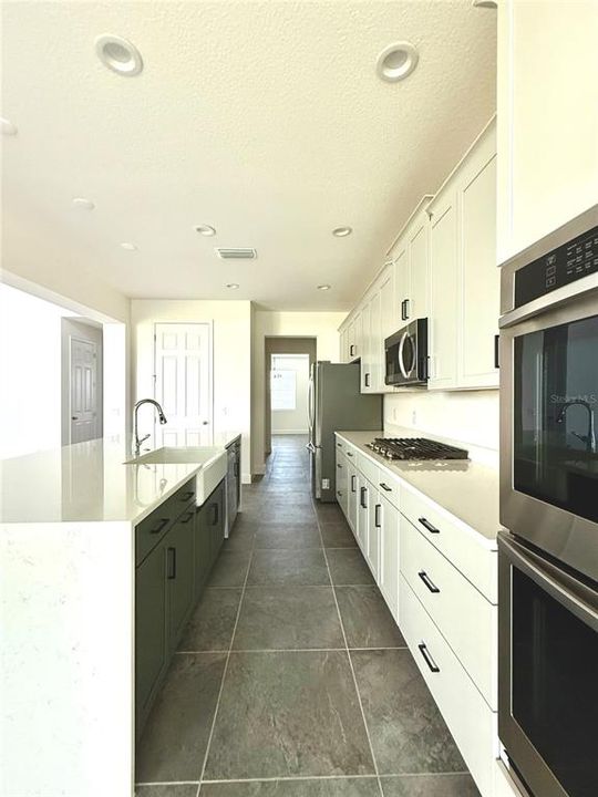 For Sale: $859,000 (5 beds, 3 baths, 3888 Square Feet)