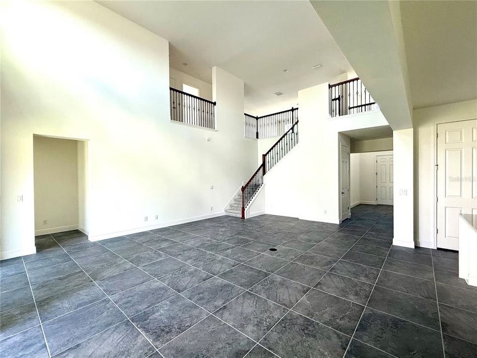 For Sale: $859,000 (5 beds, 3 baths, 3888 Square Feet)