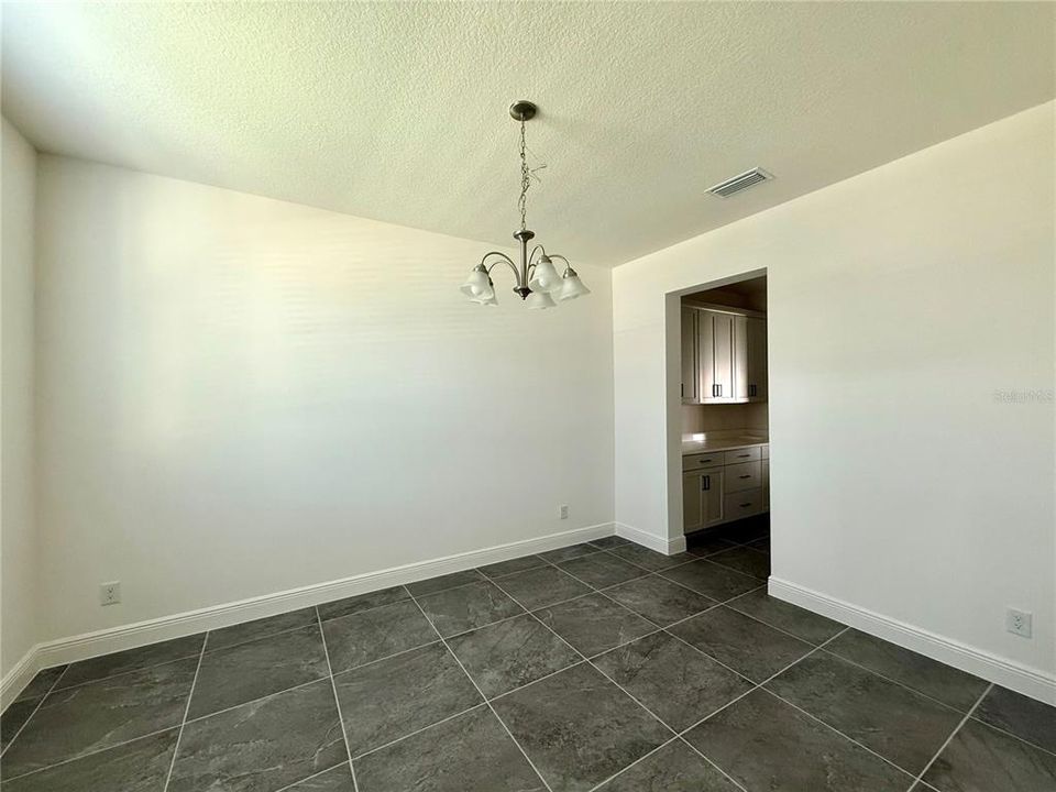 For Sale: $859,000 (5 beds, 3 baths, 3888 Square Feet)